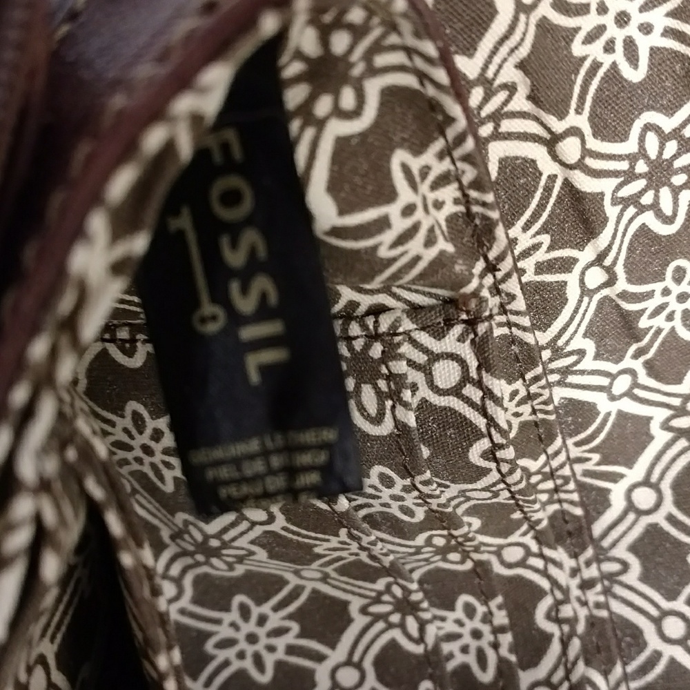 Fossil Leather Clutch W Colorful Pattern - image 5